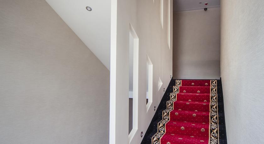 Aparthotel Boutique Hotel's Bytom